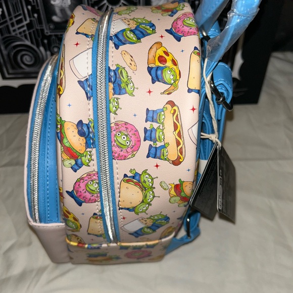 NWT Loungefly Pixar Soft Tag Aliens AOP pizza and snacks backpack - Picture 2 of 5